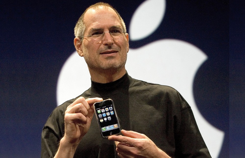 Steve Jobs |:  Personajes famosos de los que no tenías idea han sido aceptados  Zestradar