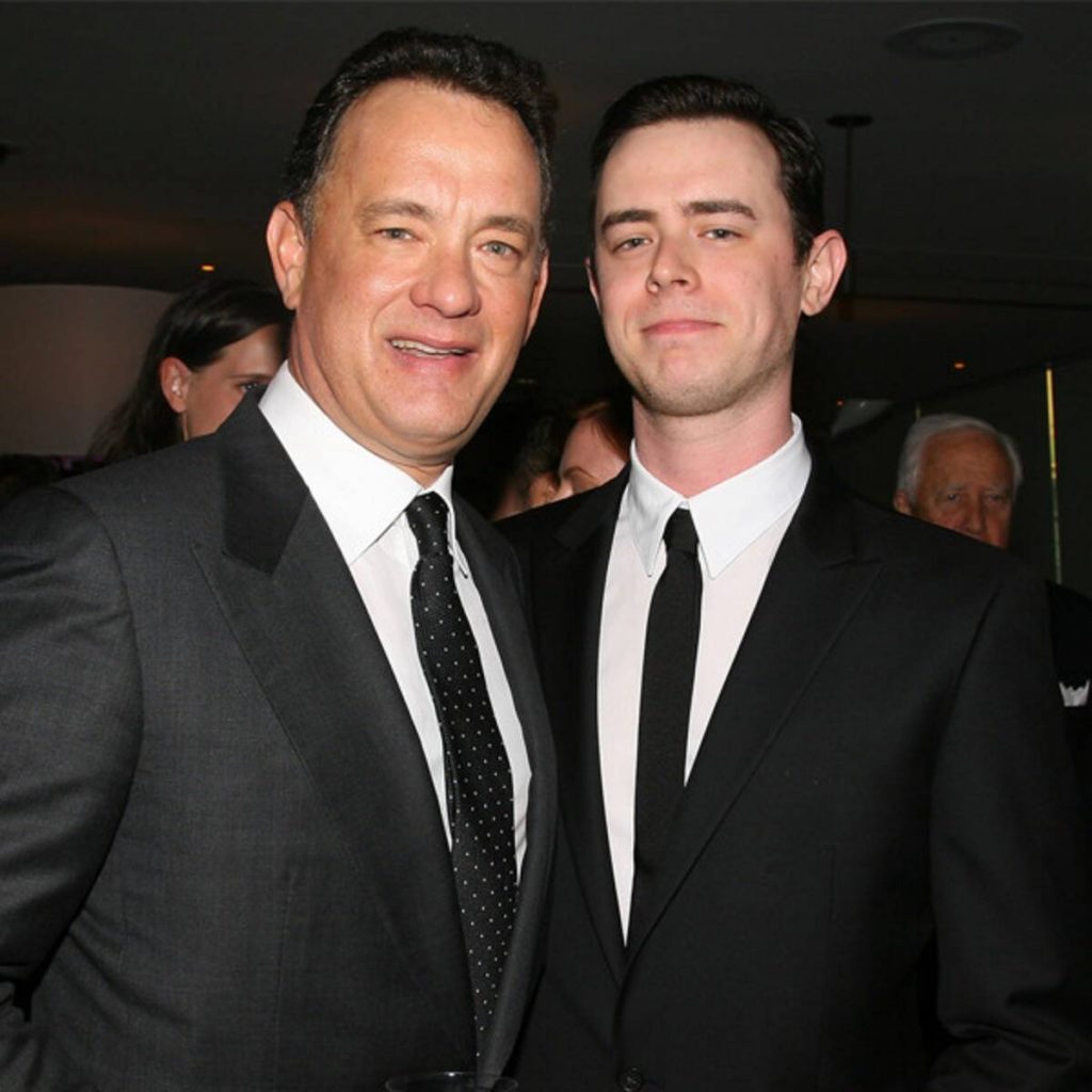 Tom Hanks y su hijo Colin  9 niños famosos que se parecen exactamente a sus padres |  Zestradar