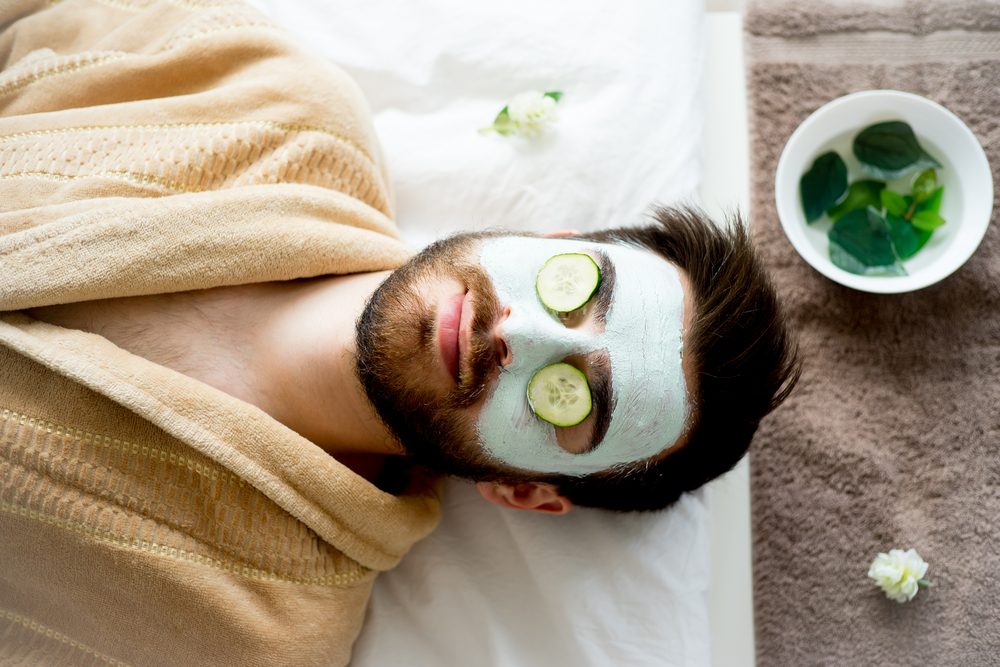 Mascarilla |:  Ideas para el día de spa en el hogar para hombres |  Zestradar
