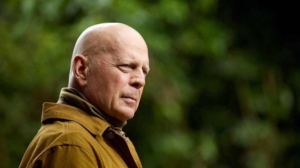 bruce willis |:  Bruce Willis se retira de la actuación por afasia  Zestradar