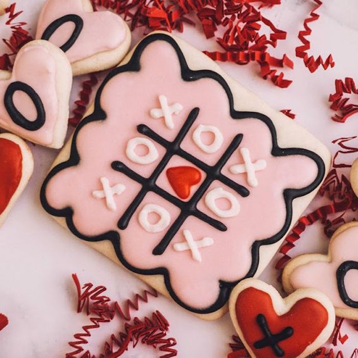 Tic-Tac-Amor |:  12 lindas ideas de galletas para el día de San Valentín |  Zestradar