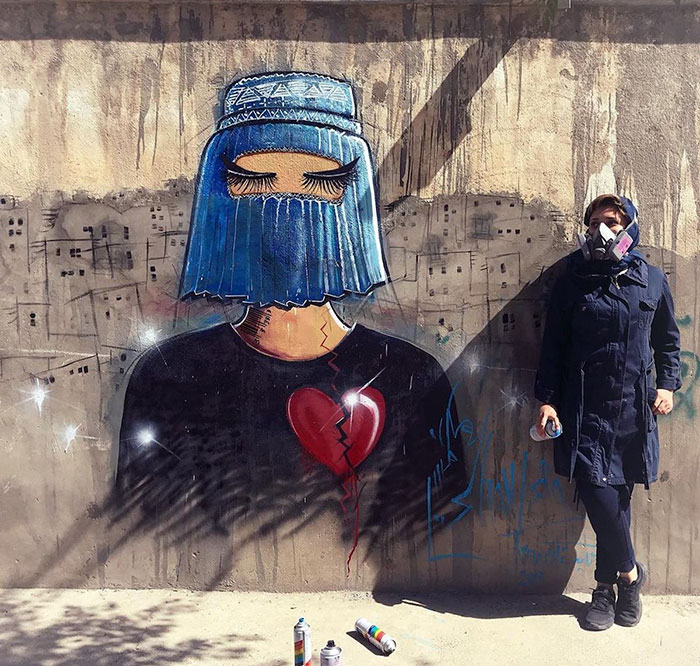 #3 |  Obras desgarradoras de la primera artista callejera afgana Shamsia Hassani  Zestradar