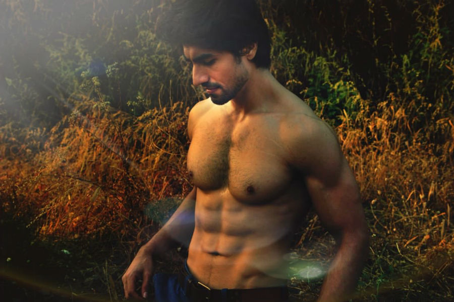 Harshad Chopda |:  Las 10 estrellas de televisión indias más bellas |:  Zest Radar: