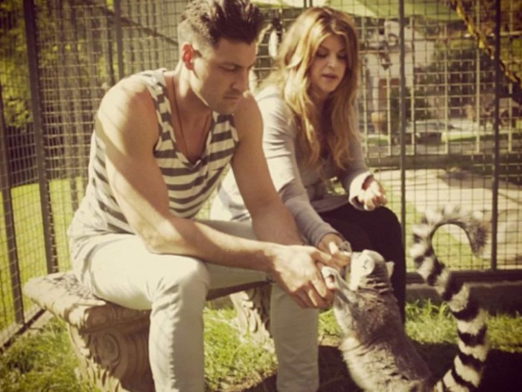 Kirstie Alley – Lémures |:  Kristen Stewart - El lobo |  10 celebridades con mascotas realmente extrañas |  Zestradar