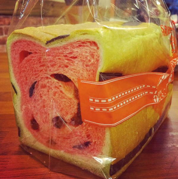 El pan de sandía taiwanés deleitará tus sentidos y confundirá tus papilas gustativas 11